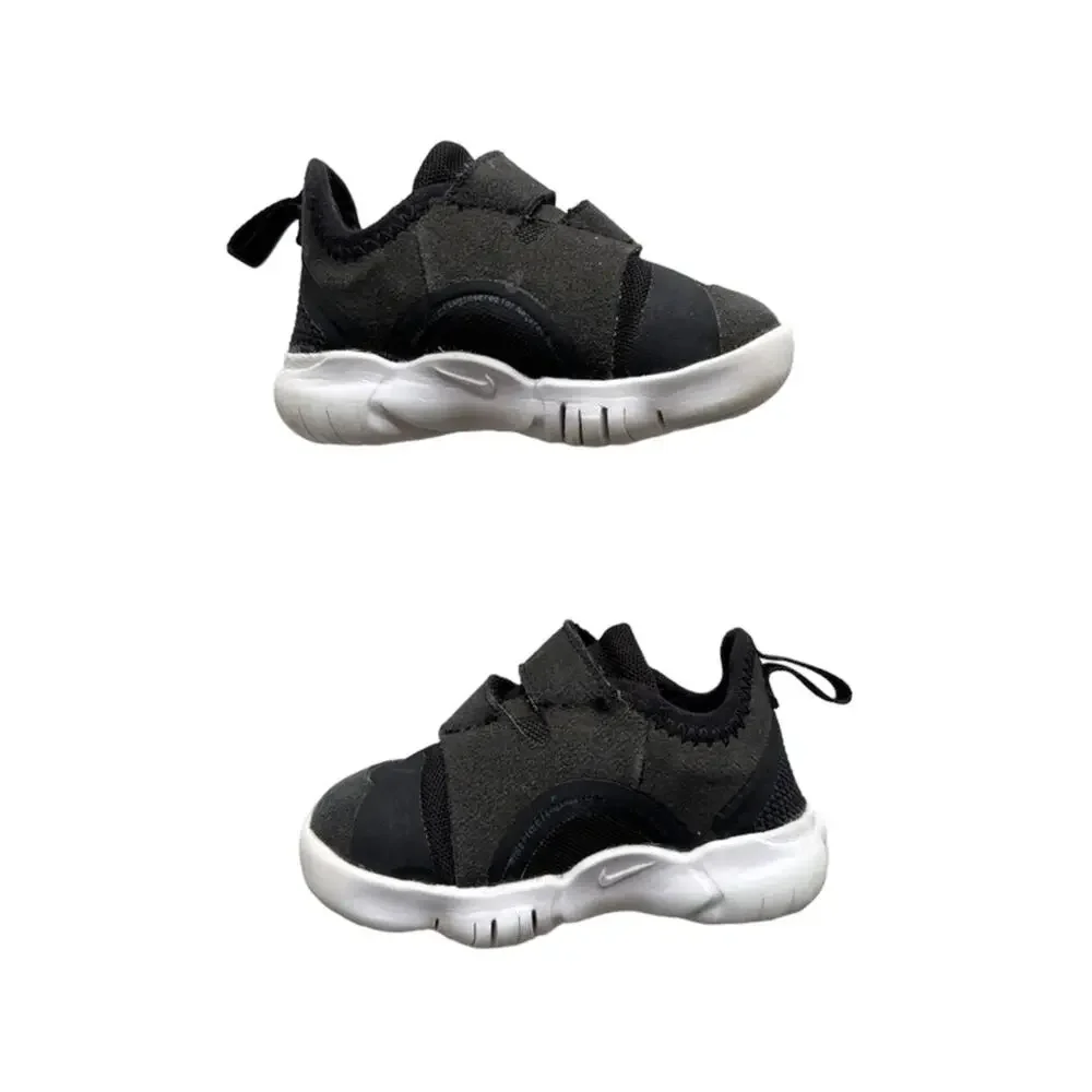 Nike Black Free RN Anthracite Volt Sneakers Size 4c
